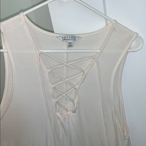 Cute American eagle blouse